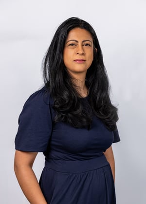 Pia - Headshot
